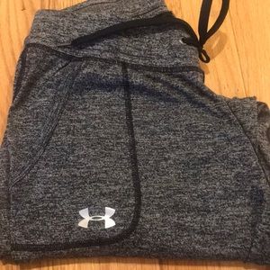 Under Armour jogging pants